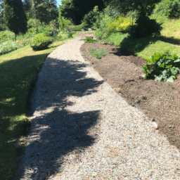 Pose de gravier blanc pour allée-chemin L'Étang-Salé